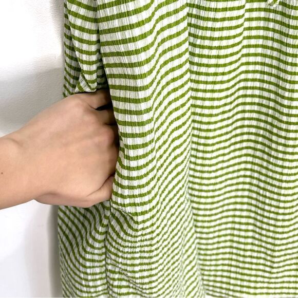 Lisa Says Gah mini dress in green stripe - Picture 7 of 9